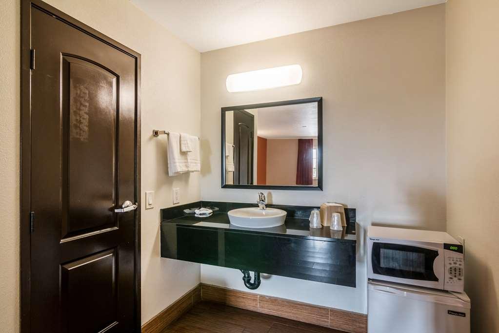 Motel 6 Bell Gardens Bilik gambar
