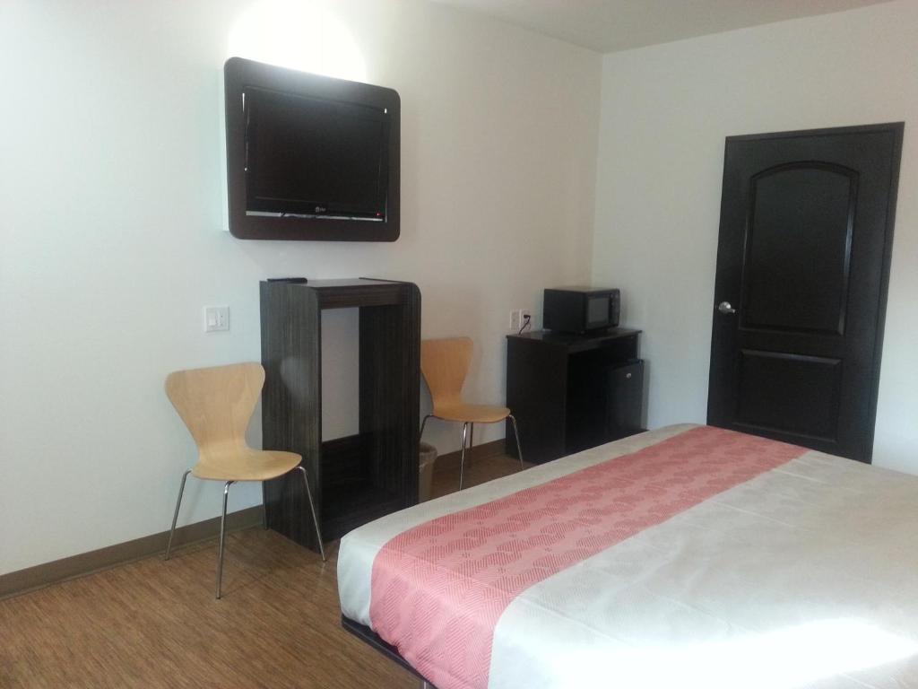 Motel 6 Bell Gardens Bilik gambar