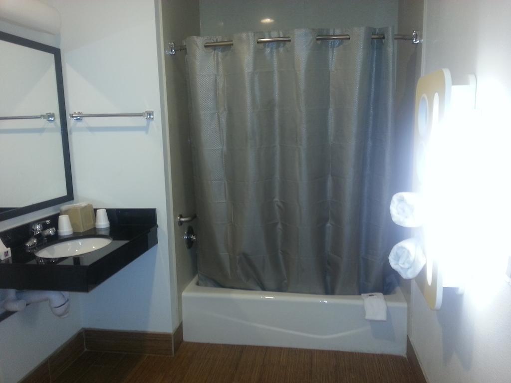 Motel 6 Bell Gardens Luaran gambar